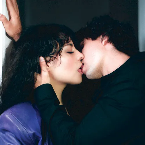 Cover of Girl Ultra – RRRomeo
